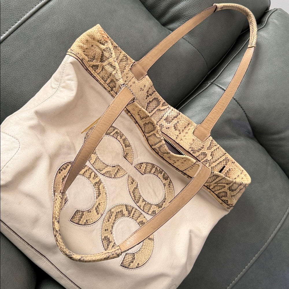 Coach 17043 Vintage Audrey Beige and Snake Leather Tote Bag🎀🎀 - Picture 16 of 16